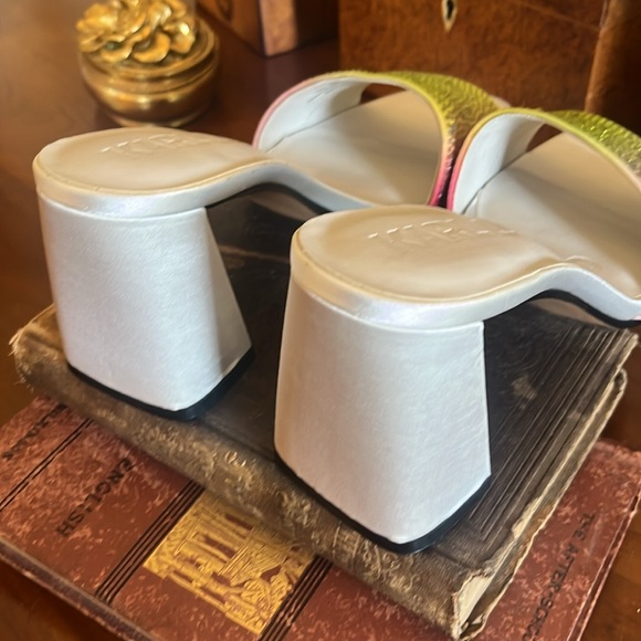 Karl Lagerfeld Paris Pera women's Rhinestone slides sandals - Picture 8 of 10